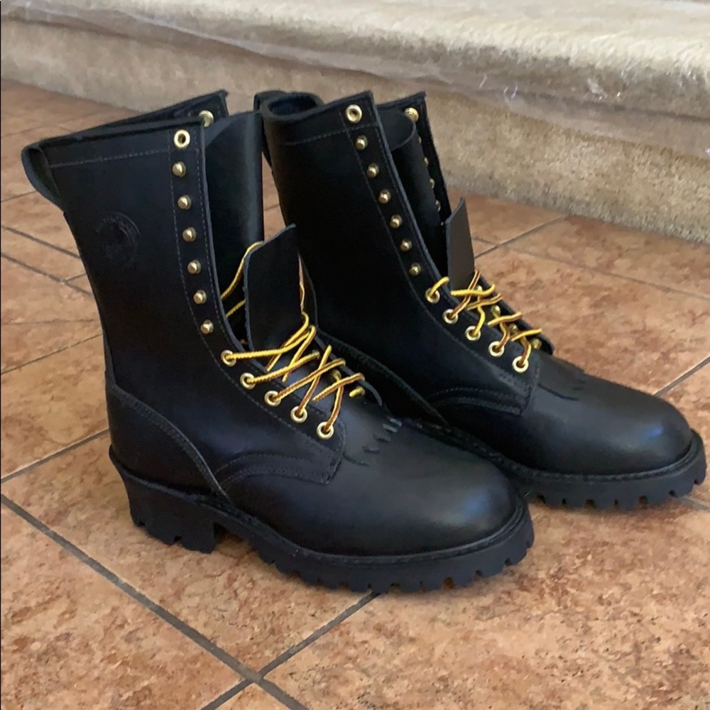 Brand new HATHORN EXPLORER boots.